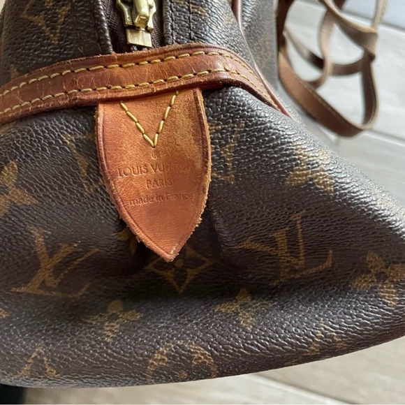 Authentic Louis Vuitton montorgueil monogram shoulder bag - Picture 6 of 7